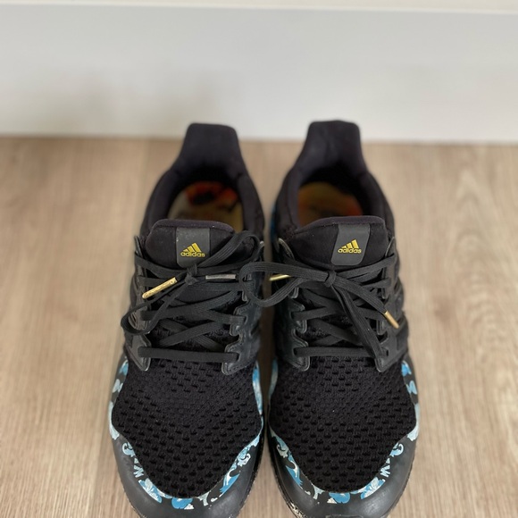 Adidas UltraBoost DNA ‘Chinese  New Year’ - Picture 6 of 8